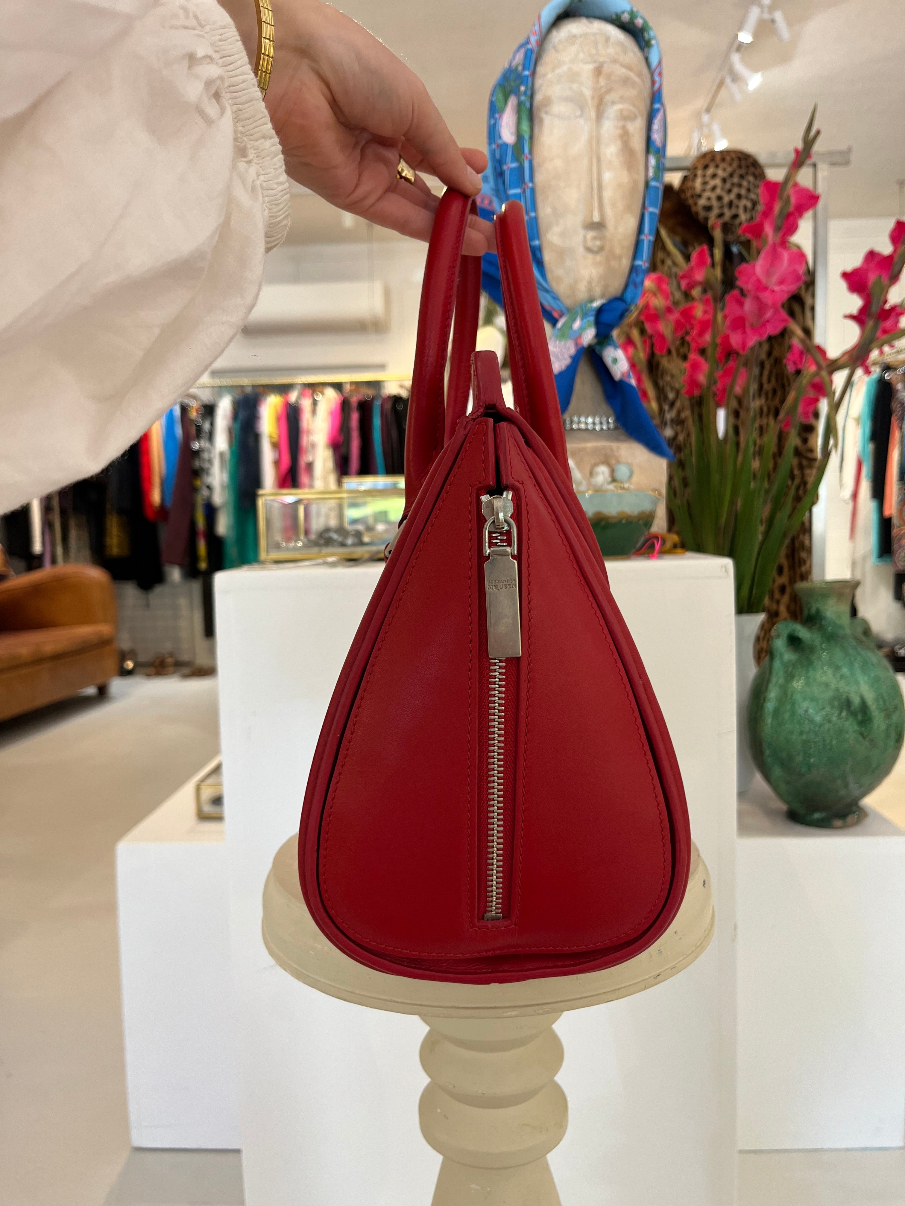 Alexander McQueen Leather Bag-6