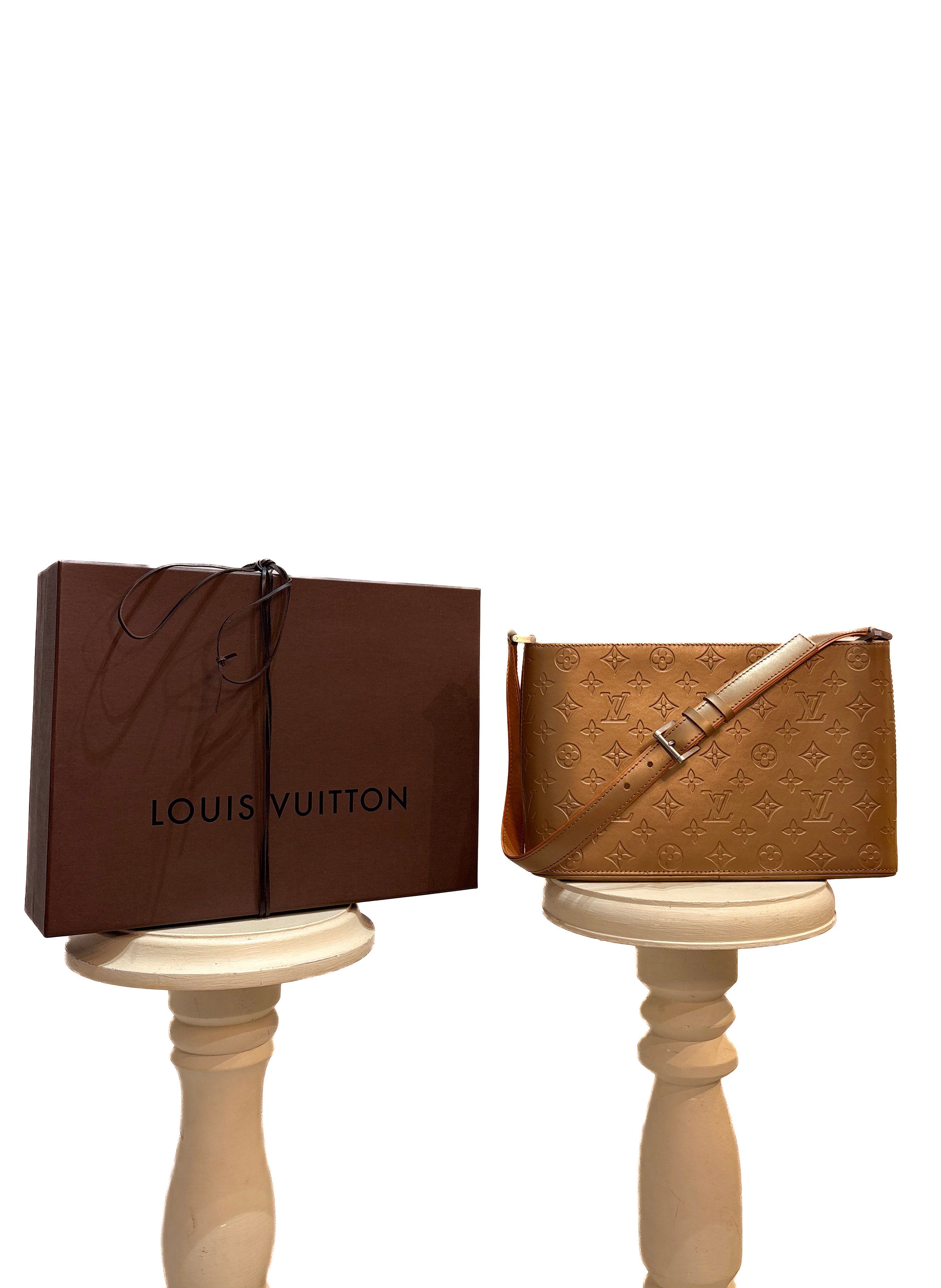 Louis Vuitton Monogram Mat Alston Shoulder Bag Gold-3